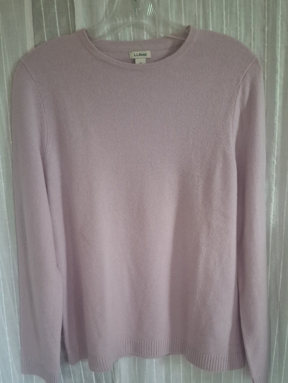 L.L. Bean Women's Lilac Crewneck Cashmere Sweater Medium